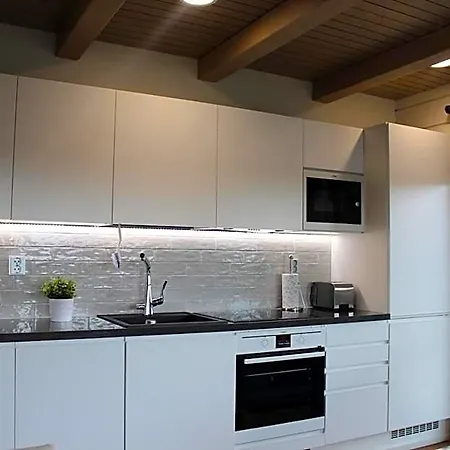Huoneistohotelli Naava Pikku Panda 4*