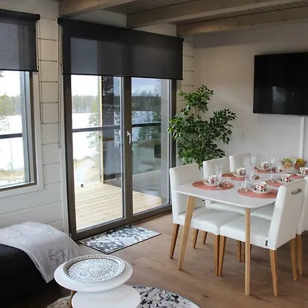 Naava Pikku Panda 公寓式酒店 Ähtäri